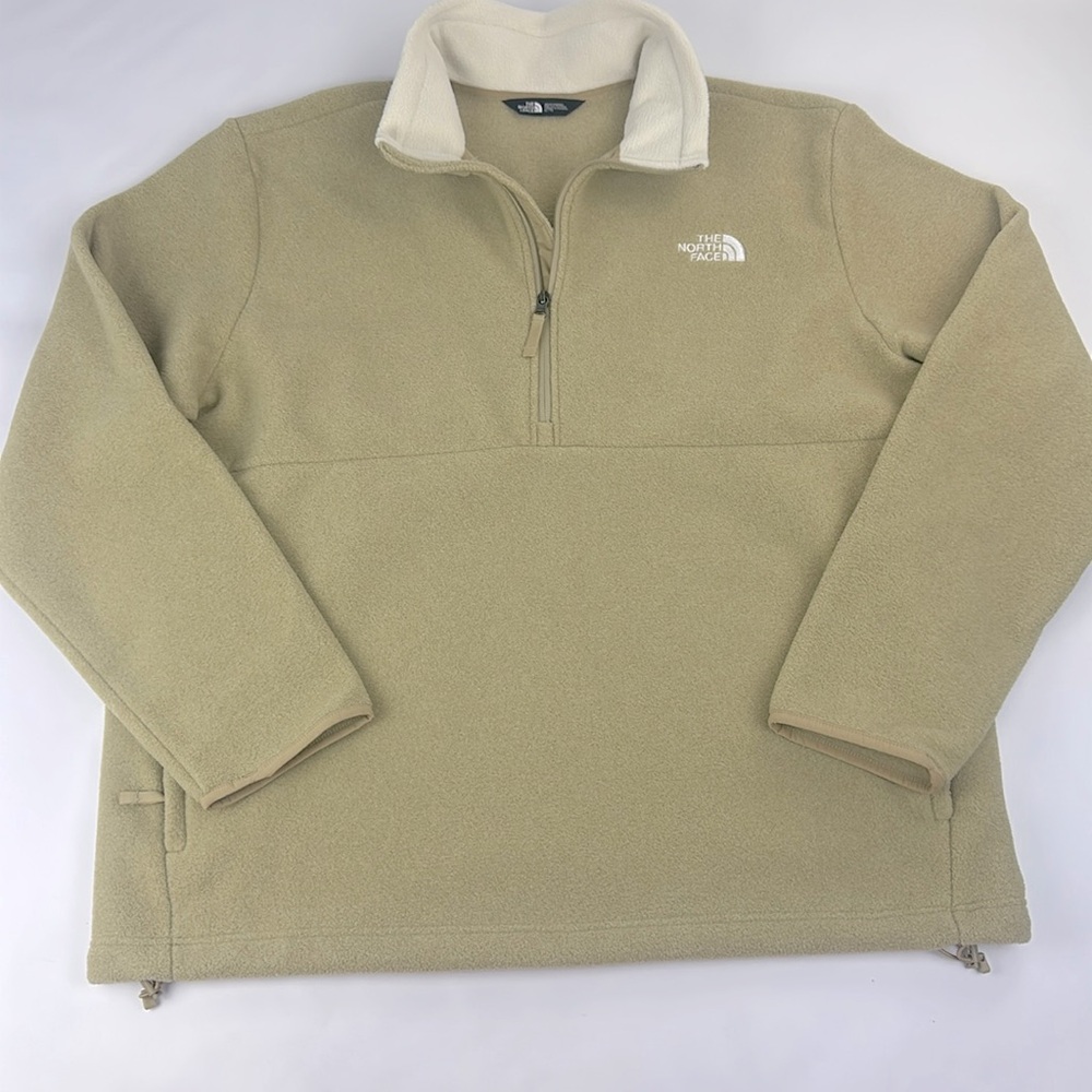 The North Face Men’s Fleece Half Zip (1/2) Pullover. Cinch Toggle at Hem. NWOT